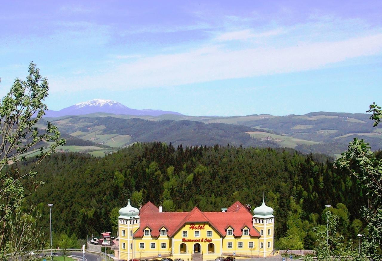 Autobahnrestaurant & Motorhotel Zoebern Eksteriør billede